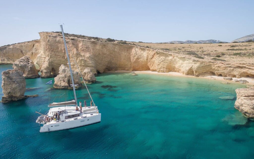 day tour on a Lagoon 400 boat. Boats in Paros. Charter a Boat.