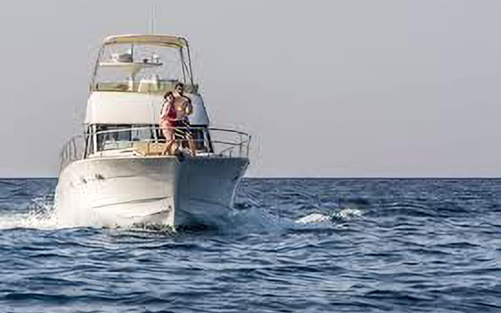 couple on Beneteau 45 boat. Boats in Paros. Charter a Boat.