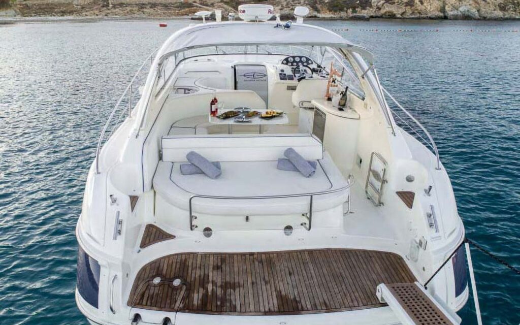 Bavaria 37 boat lounge. Boats in Paros. Charter a Boat.