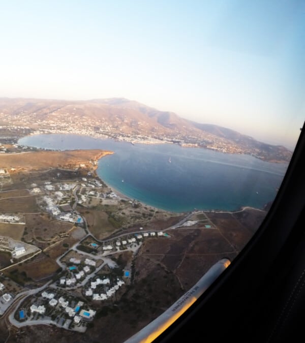 hélicoptère à Paros. Transferts en hélicoptère dans la mer Egée.