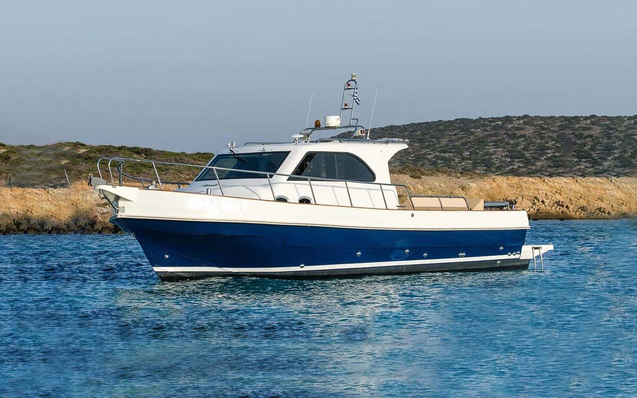 jetcraft 36 boat. Boats in Paros. Charter a Boat. Rent a boat
