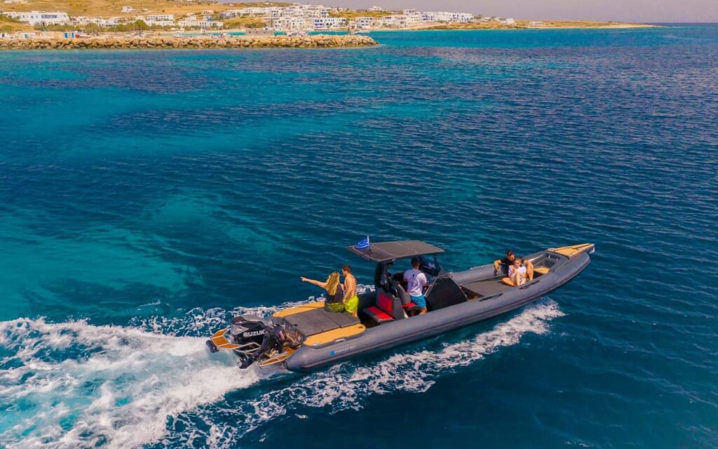 cruising on a Marvel 31 boat. Boats in Paros. Charter a Boat.