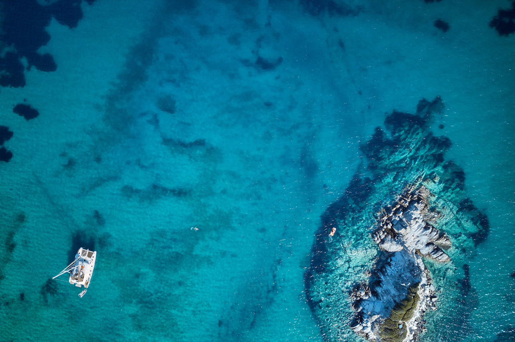 Catamaran. Bateaux à Paros. Louer un bateau