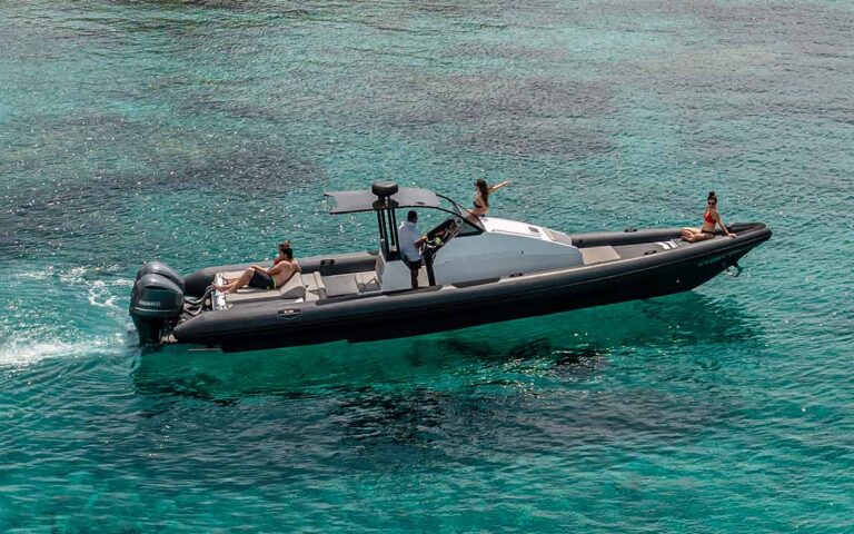 zen-39-paros-location-charter-boat2