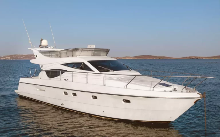 Ferretti 46